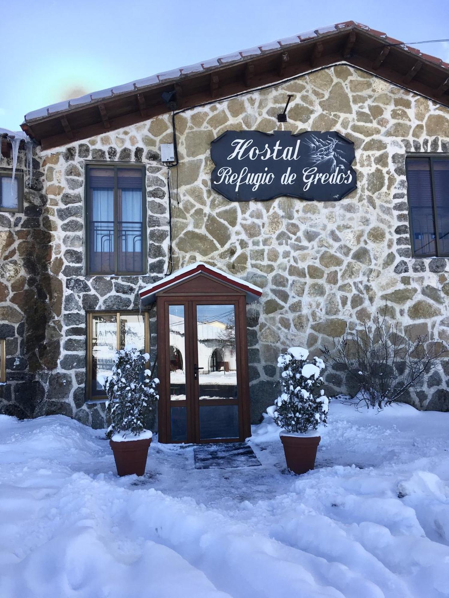 فندق Hostal Refugio De Gredos نافاريدوندا دي غريدوس المظهر الخارجي الصورة